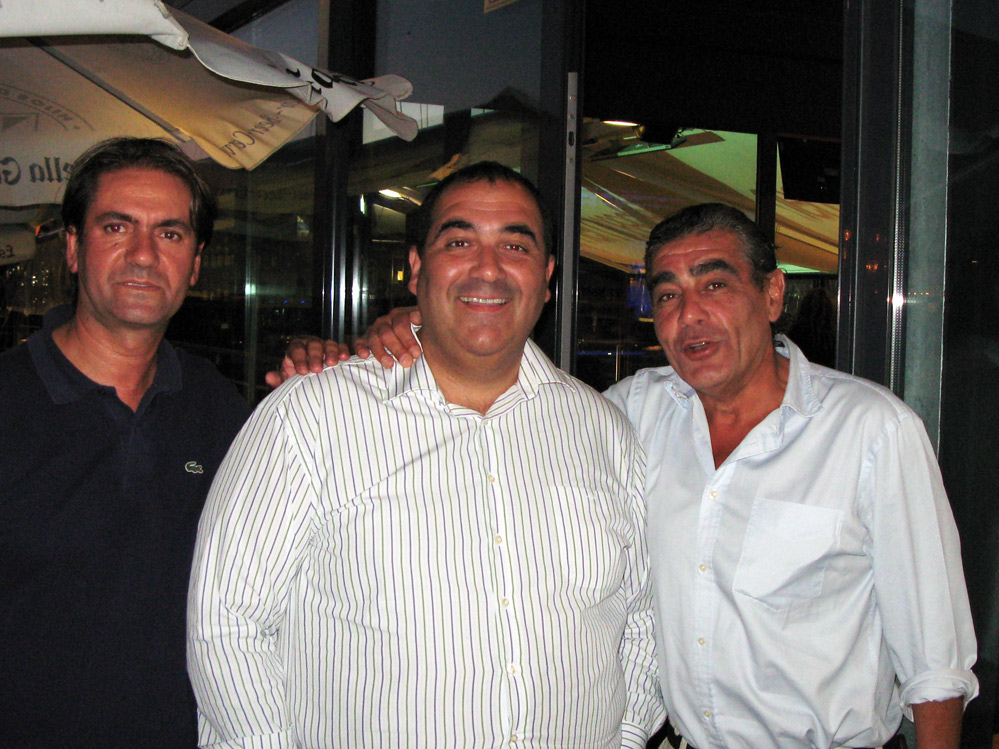 Carlos Vázquez y Rafa Tovar propietarios de Nemo Bar con Fede Carlos Vázquez y Rafa Tovar propietarios de Nemo Bar con Fede