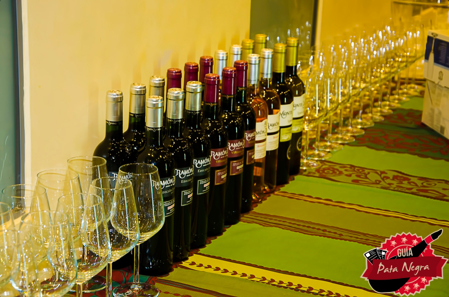 Presentación-de-la-Guía-Pata-Negra-en-Bovinum--Vino